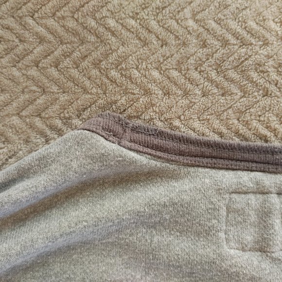 Colosseum Athletics Arizona Women's sweater size: S - Picture 13 of 16